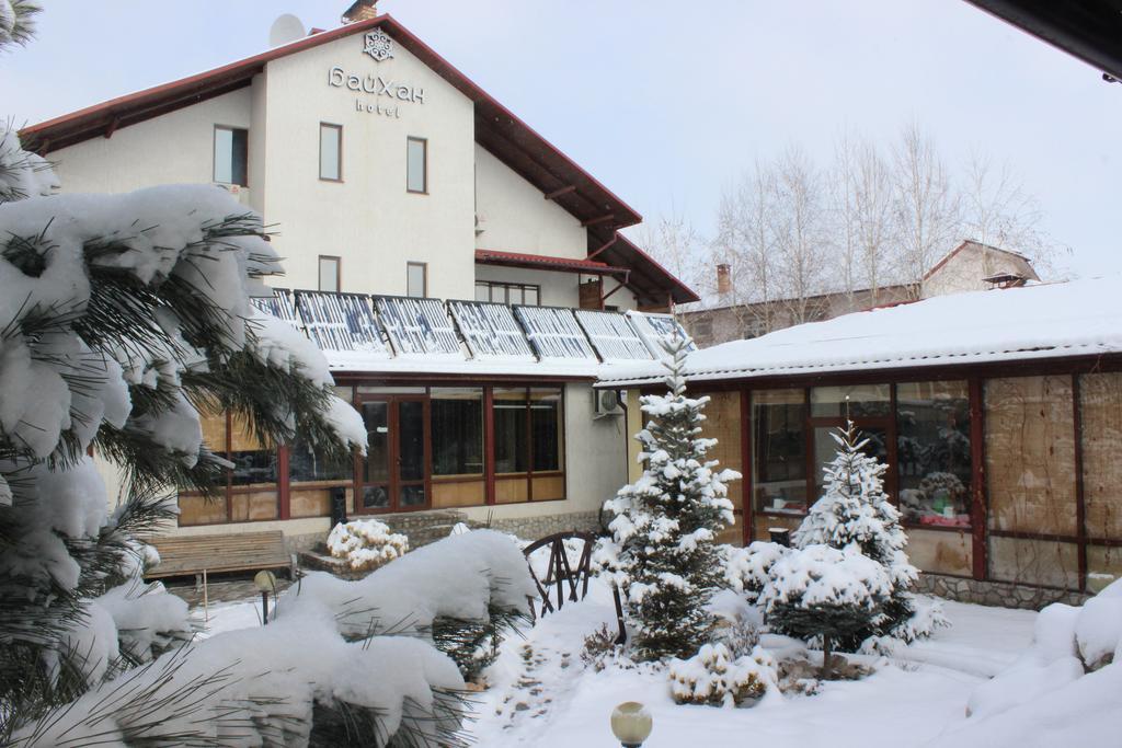 Tian-Shan Hotel Bischkek Exterior foto